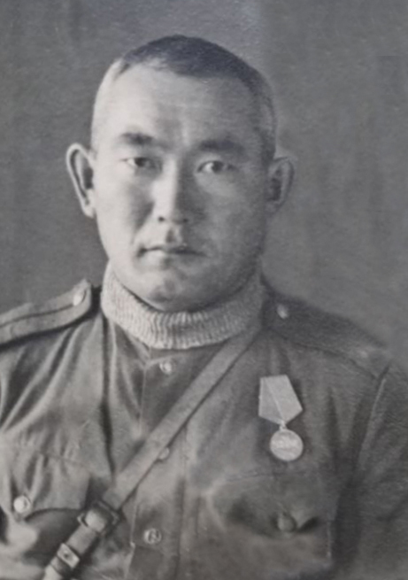 Фото Буринов Басан Санжиевич