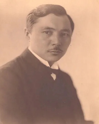 Фото Уланов Бадьма Наранович